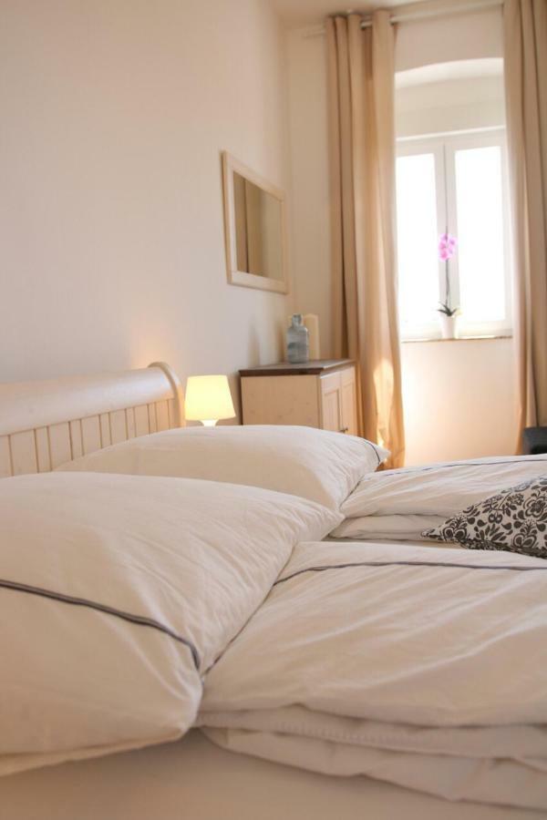 Central House Nona Crikvenica Zewnętrze zdjęcie