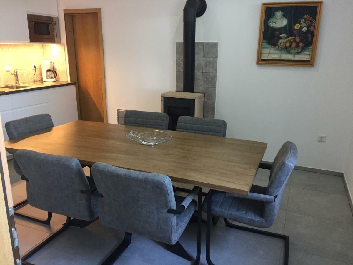 Central House Nona Crikvenica Zewnętrze zdjęcie